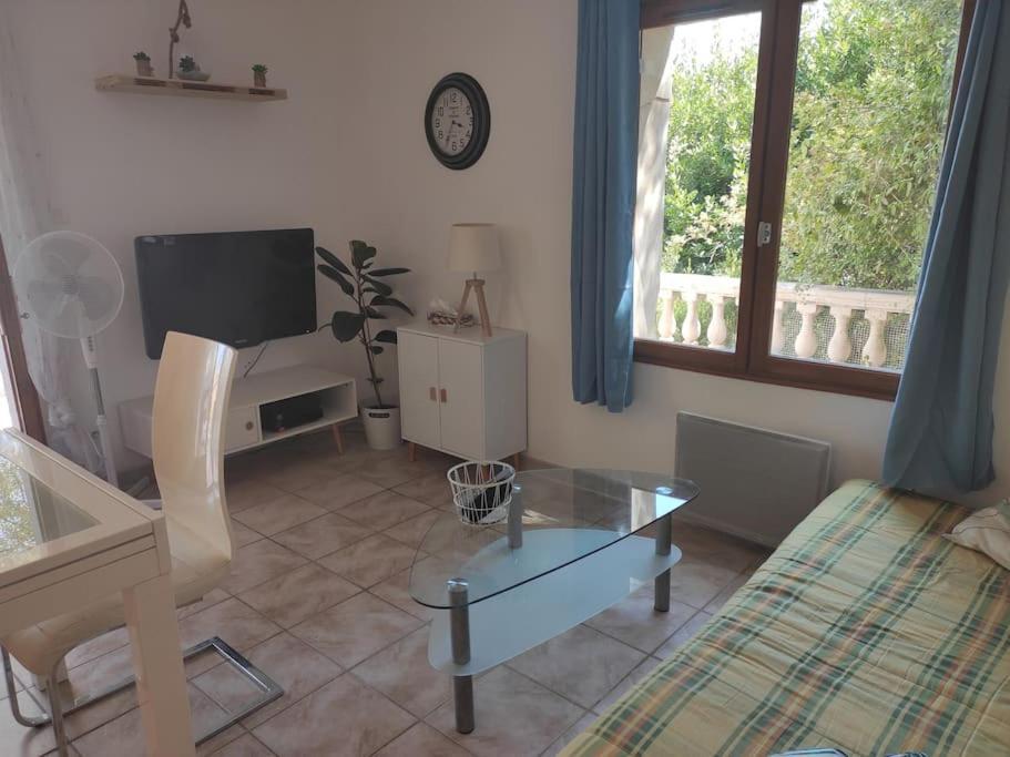 T2 En Rez De Chaussee De Villa A 쿠어스 외부 사진